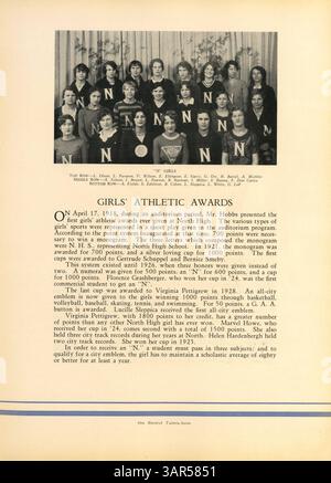 Ce North High Yearbook 1930, intitulé Polaris, rend compte des réalisations académiques et parascolaires des élèves au cours de l'année scolaire 1929-1930 en mettant l'accent sur les contributions des élèves afro-américains. Banque D'Images