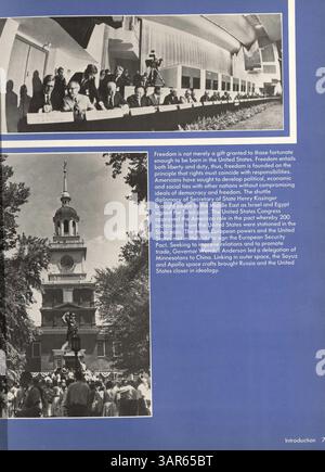 'Robin 76' est l'annuaire de l'école secondaire Robbinsdale de 1976, documentant les étudiants de l'année scolaire, les professeurs, les équipes sportives, les clubs et les événements importants de 1975 à 1976. Banque D'Images
