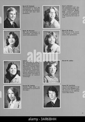 Cet annuaire centralien 1980 fournit un aperçu de l'année scolaire 1979-1980 à Central High, y compris les faits saillants des activités étudiantes, des contributions des professeurs, des performances sportives et des événements scolaires importants. Banque D'Images