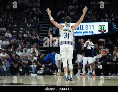 Sacramento, Californie, États-Unis. 16 avril 2025. Le garde des Dallas Mavericks, Klay Thompson (31), réagit après un panier de 3 points contre les Kings de Sacramento lors d'un match de play-in de la NBA au Golden 1 Center le mercredi 16 avril 2025 à Sacramento. (Crédit image : © Paul Kitagaki Jr./ZUMA Press Wire) USAGE ÉDITORIAL SEULEMENT ! Non destiné à UN USAGE commercial ! Crédit : ZUMA Press, Inc/Alamy Live News Banque D'Images