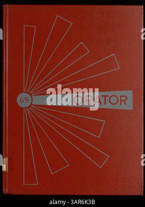 L'annuaire 1969 de Patrick Henry High School, intitulé '69 Orator', documente la vie étudiante, la faculté, l'athlétisme, et des événements, reflétant les activités de l’école au cours de l’année académique 1968-1969, avec un accent sur l’histoire afro-américaine. Banque D'Images