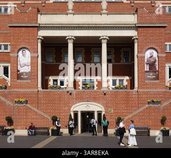 The Oval, Kennington, Angleterre, Royaume-Uni - Pavillon des membres Micky Stewart à Hobbs Gate. Le terrain de cricket abrite le Surrey County Cricket Club Banque D'Images