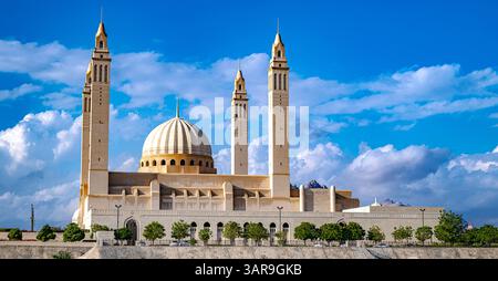 Mosquée du Sultan Qaboos à Nizwa, Oman Banque D'Images
