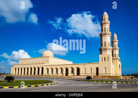 Mosquée Sultan Qaboos à as Suwayq, Oman Banque D'Images