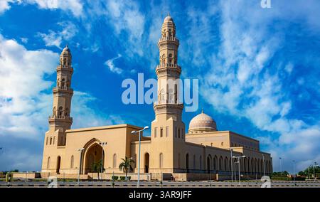 Mosquée Sultan Qaboos à as Suwayq, Oman Banque D'Images
