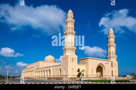 Mosquée Sultan Qaboos à as Suwayq, Oman Banque D'Images