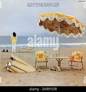 Neil Young - on the Beach - couverture de disque vinyle vintage Banque D'Images