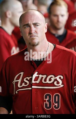 12 juin 2011 : Brett Myers (39 ans), lanceur des Astros de Houston, dans la dugout lors de la septième manche du match de baseball de la Ligue majeure entre les Astros de Houston et les Braves d'Atlanta au minute Maid Park à Houston, Texas. (Crédit image : © Andrew Richardson/Cal Sport Media/ZUMAPRESS.com) Banque D'Images