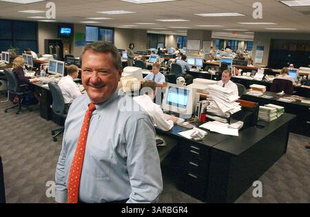 09 septembre 2002 ; San Antonio, TX, États-Unis ; BILL GREEHEY, PDG de Valero, se trouve dans la salle des marchés de pétrole brut de COMPAY lundi 9 septembre 2002. Banque D'Images