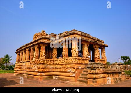 Inde, état de Karnataka, site archéologique de Aihole, temple de Durga // Inde, état de Karnataka, site archéologique d'Aihole, temple de Durga Banque D'Images