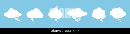 Un ensemble de bulles de parole sur un fond bleu. Nuages blancs. Illustration de Vecteur