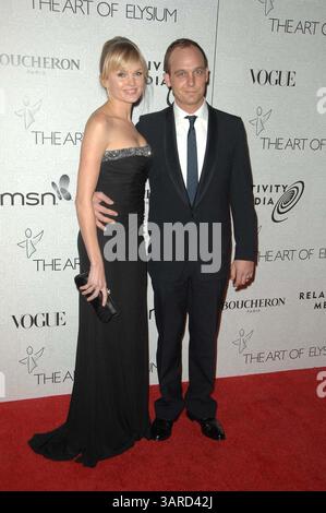 16 janvier 2010 - Hollywood, Californie, États-Unis - SUNNY MABREY, ETHAN EMBRY assiste au gala de charité Art of Elysium qui se tient au Robinson May parking structure à Beverly Hills, CA. 1-16-10. 2009.K64250DL (crédit image : © Dave Longendyke/Globe photos/ZUMApress.com) Banque D'Images