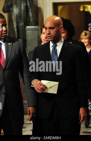 27 janvier 2010 - Washington, District of Columbia, États-Unis - le maire ADRIAN FENTY entre dans le Statuary Hall en route pour le premier discours sur l'état de l'Union prononcé par le président Obama. (Crédit image : © Jenna Isaacson Pfueller/ZUMA Press) Banque D'Images