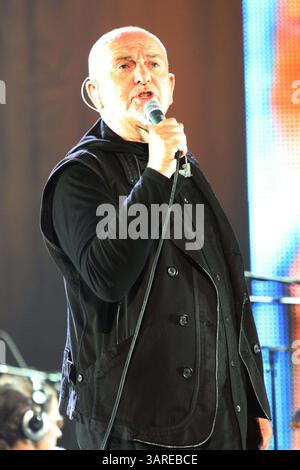 07 mai 2010 - New York, New York, États-Unis - concert de PETER GABRIEL & Friends au Radio City Music Hall de New York 5/03/2010 . K64942MBR.(crédit image : © Globe photos/ZUMApress.com) Banque D'Images