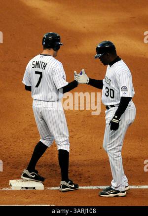 15 mai 2010 : Seth Smith, le joueur de gauche du Colorado, en action lors du deuxième match d'une double tête contre les Nationals de Washington à Coors Field, Denver, Colorado. Les Rocheuses battent les nationaux 4-3.(image crédit : © Larry Clouse/Cal Sport Media/ZUMApress.com) Banque D'Images