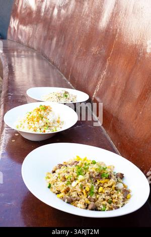 Trois sortes de riz frit cantonais Banque D'Images