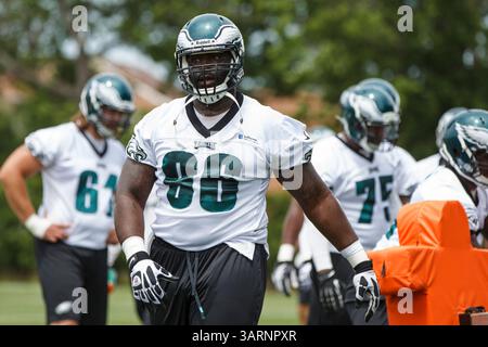 6 juin 2013 : le tremplin défensif des Philadelphia Eagles Bennie Logan (96) suit l'exercice pendant le mini-camp des Philadelphia Eagles au complexe NovaCare de Philadelphie, en Pennsylvanie. (Crédit image : © Chris Szagola/Cal Sport Media/ZUMAPRESS.com) Banque D'Images