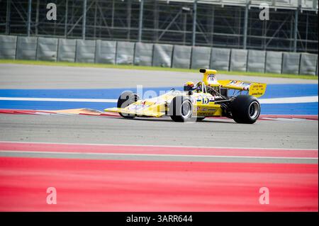 26 octobre 2013 - Austin, Texas, États-Unis d'Amérique - 26 octobre 2013 : SVRA Group 9 au U.S. Vintage Racing National Championship au circuit of the Americas, Austin, TX. (Crédit image : © Mario Cantu/Cal Sport Media/ZUMAPRESS.com) Banque D'Images
