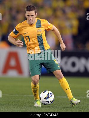 11 juin 2013 - Melbourne, Victoria, Australie - Matt McKay, de l'Australie, en action lors du match de qualification pour la Coupe du monde entre l'Australie et la Jordanie au stade Etihad, Melbourne, Australie. (Crédit image : © Theo Karanikos/ZUMAPRESS.com) Banque D'Images