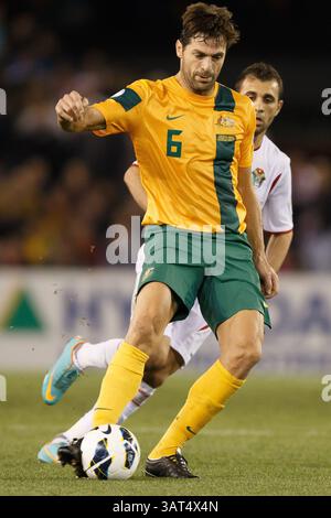 11 juin 2013 - Etihad Stadium, Victoria, Australie - L'australienne Sasa OGNENOVSKI contrôle le ballon dans un match de qualification pour la Coupe du monde FIFA 2014 de la quatrième ronde entre l'Australie et la Jordanie au stade Etihad, Melbourne, Australie. (Crédit image : © Sydney Low/ZUMAPRESS.com) Banque D'Images