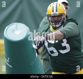 11 juin 2013 - Green Bay, WI, États-Unis - attaque défensive Gilbert Pena est montré pendant les activités de l'équipe organisée par Green Bay Packers, mardi 11 juin 2013, à Green Bay, Wisconsin. (Crédit image : © Mark Hoffman/MCT/ZUMAPRESS.com) Banque D'Images