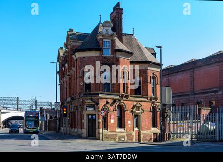 The Star and Garter public House, Fairfield Street, Manchester, Angleterre, Royaume-Uni. Catégorie II répertoriée. Banque D'Images