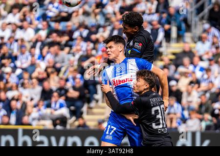 Odense, Danemark. 17 avril 2025. Luca Kjerrumgaard (17 ans) d'Odense BK vu lors du match NordicBet Liga entre Odense BK et Kolding IF au parc d'énergie naturel d'Odense. Banque D'Images