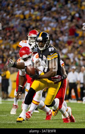 24 août 2013 - Pittsburgh, Pennsylvanie, U. S - 24 août 2013 : Jerricho Cotchery (89 ans), receveur des Steelers de Pittsburgh, court avec le ballon pendant le match entre les Chiefs de Kansas City et les Steelers de Pittsburgh au Heinz Field à Pittsburgh, Pennsylvanie. (Crédit image : â© Kostas Lymperopoulos/Cal Sport Media)(crédit image : © Kostas Lymperopoulos/Cal Sport Media/ZUMAPRESS.com) Banque D'Images