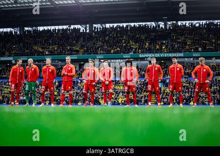 Broendby, Danemark. 18 avril 2025. Les joueurs du FC Nordsjaelland s’alignent pour le match de Superliga 3F entre Broendby IF et le FC Nordsjaelland au Broendby Stadion à Broendby. Crédit : Gonzales photo/Alamy Live News Banque D'Images