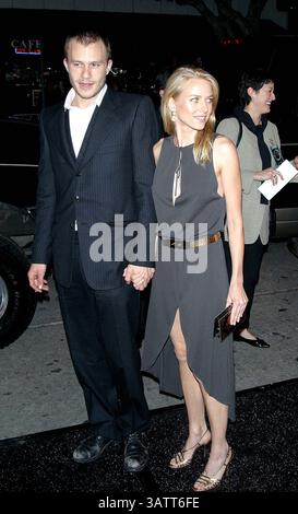1 janvier, 1980 - La Californie, USA - Heath Ledger et Naomi Watts ..K26614MONSIEUR ''Le RING'' Projection spéciale.MANN BRUIN THEATRE, Westwood, CA.OCT. 09 2002. MILAN RYBA/ 2002.(Image Crédit : © Globe Photos/ZUMAPRESS.com) Banque D'Images