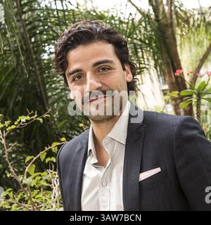 18 novembre 2014 - Hollywood, Californie, États-Unis - Oscar Isaac ''A Most violent Year'' 11/18/14 (crédit image : © Armando Gallo/ZUMA Studio) Banque D'Images