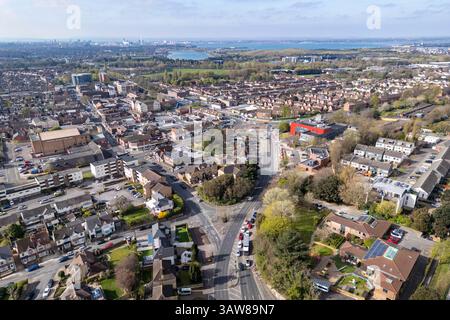 Vue aérienne de la zone résidentielle autour de Cosham, Portsmouth, Hampshire, Royaume-Uni. Banque D'Images