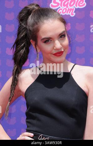 19 février 2016 - Los Angeles, CA, États-Unis - 30 avril 2016 - Los Angeles, Californie - Lilimar. Arrivées pour les Radio Disney Music Awards 2016 au Microsoft Theater. Crédit photo : Birdie Thompson/AdMedia Banque D'Images