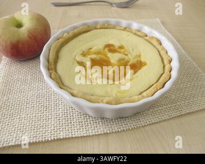 Tarte au Quark et aux pêches Banque D'Images