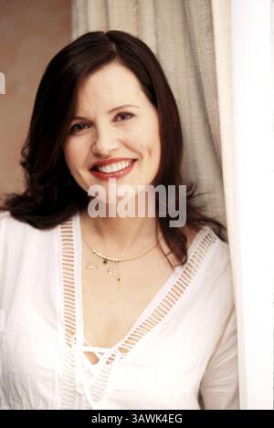 1er juillet 2002 - Hollywood, Californie, États-Unis - Geena Davis assiste à une photoconférence de presse pour 'Stuart Little 2' à Hollywood. (Crédit image : © Armando Gallo/ZUMA Studio) Banque D'Images