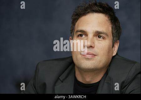 12 février 2007 - Hollywood, Californie, États-Unis - Mark Ruffalo promouvant ''Zodiac'' à Hollywood, CA. 12 février 2007 (crédit image : © Armando Gallo/ZUMA Studio) Banque D'Images