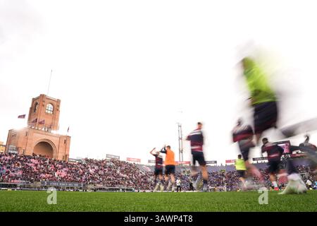 Bologne, Italie. 20 avril 2025. Échauffement de Bologne lors du match Serie A Enilive 2024/2025 entre Bologne et Inter - Serie A Enilive au stade Renato DallÕAra - Sport, Football - Bologne, Italie - dimanche 20 avril 2025 (photo Massimo Paolone/LaPresse) crédit : LaPresse/Alamy Live News Banque D'Images