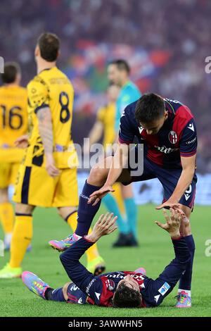 Bologne, Italie. 20 avril 2025. Les joueurs de Bologne célèbrent à la fin du match de Serie A entre le Bologne FC et le FC Internazionale au stade Renato Dall'Ara à Bologne (Italie), le 20 avril 2025. Crédit : Insidefoto/Alamy Live News Banque D'Images