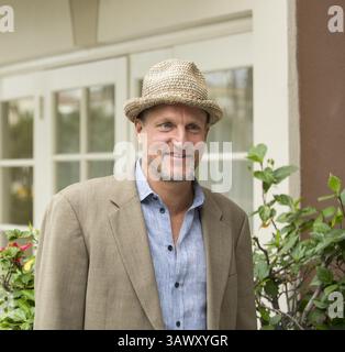 16 novembre 2013 - Hollywood, Californie, États-Unis - BEVERLY HILLS, CA - 16 NOVEMBRE : Portrait de Woody Harrelson faisant la promotion de 'Out of the Furnace' au four Seasons Hotel le 16 novembre 2013 à Beverly Hills City. (Crédit image : © Armando Gallo/ZUMA Studio) Banque D'Images