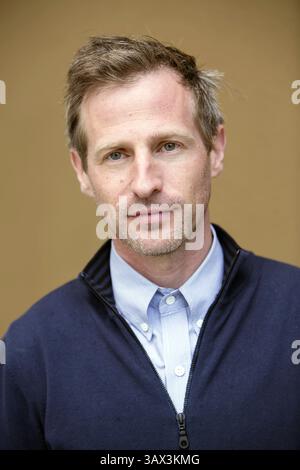 18 novembre 2013 - Hollywood, Californie, États-Unis - BEVERLY HILLS, CA - 18 NOVEMBRE : Portraits de Spike Jonze promouvant ''Her'' à Beverly Hills, Californie le 18 novembre 2013. Crédit photo : (crédit image : © Armando Gallo/ZUMA Studio) Banque D'Images