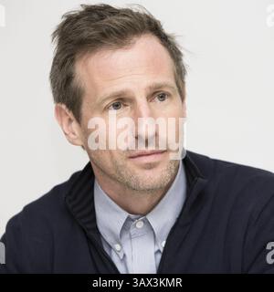 18 novembre 2013 - Hollywood, Californie, États-Unis - BEVERLY HILLS, CA - 18 NOVEMBRE : Portraits de Spike Jonze promouvant ''Her'' à Beverly Hills, Californie le 18 novembre 2013. Crédit photo : (crédit image : © Armando Gallo/ZUMA Studio) Banque D'Images