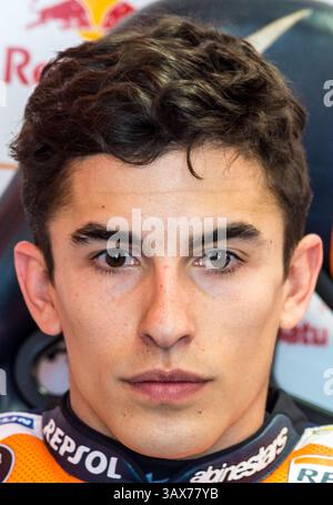 16 février 2017 - Melbourne, Victoria, Australie - le pilote espagnol Marc Marquez (#93) de l'écurie Repsol Honda dans son garage lors de la deuxième journée d'essais de pré-saison sur le circuit de Phillip Island à Phillip Island, en Australie. (Crédit image : © Theo Karanikos via ZUMA Wire) Banque D'Images