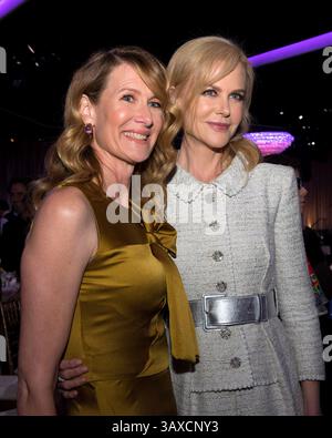 6 février 2017 - Beverly Hills, Californie, États-Unis S - LAURA DERN et NICOLE KIDMAN, nominée aux Oscars, lors du déjeuner des nominés aux Oscars qui s'est tenu au Beverly Hilton. (Crédit image : © Michael Yada/AMPAS/ZUMAPRESS.com) Banque D'Images