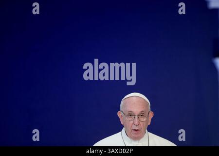Dublin, Irlande. 21 avril 2025. Dossier photo datée du 25/08/18 du pape François prononçant un discours au St Patrick's Hall du château de Dublin, Dublin, dans le cadre de sa visite en Irlande. Date d'émission : lundi 21 avril 2025. Crédit : Agence photo indépendante/Alamy Live News Banque D'Images