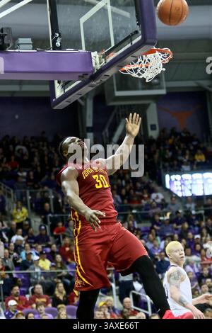 14 JANVIER 2017 : Deonte Burton, gardien de l'État de l'Iowa {30), visite son travail lors d'un match de basket-ball universitaire de la NCAA entre les cyclones de l'État de l'Iowa et les grenouilles Horned de la TCU dans la région de Schollmaier à Fort Worth au Texas. TCU a vaincu les cyclones 84-77. Jeff Goldberg/CSM(image de crédit : &copy ; Jeff Goldberg/CSM via ZUMA Wire) Banque D'Images