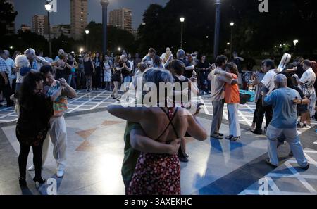 28 janvier 2017 - Buenos Aires, Buenos Aires, Argentine - Milonga en la glorieta de Barrancas de Belgrano..Santiago Filipuzzi..17. (Crédit image : © Santiago Filipuzzi/la Nacion/GDA via ZUMA Press) Banque D'Images