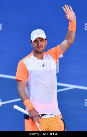 22 janvier 2017 : Mischa Zverev, d'Allemagne, célèbre après avoir remporté un match de 4e ronde contre Andy Murray, du Royaume-Uni, le septième jour du tournoi de tennis Open d'Australie du Grand Chelem 2017 à Melbourne, en Australie. Sydney Low/Cal Sport Media(image de crédit : &copy ; Sydney Low/CSM via ZUMA Wire) Banque D'Images