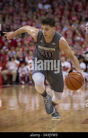 12 février 2017 : les Northwestern Wildcats gardent Bryant McIntosh #30 en action lors du match de basket-ball de la NCAA entre les Wisconsin Badgers et les Northwestern Wildcats au Kohl Center de Madison, WISCONSIN. Le Nord-Ouest bat le Wisconsin 66-59. John Fisher/CSM(image de crédit : &copy ; John Fisher/CSM via ZUMA Wire) Banque D'Images