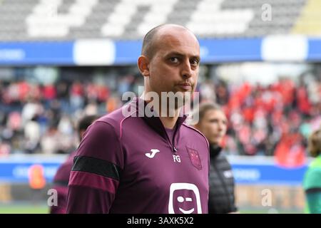 Heverlee, Belgique. 21 avril 2025. L'entraîneur-chef d'Anderlecht, Farid Goreishvand, réagit en perdant un match de football entre le RSC Anderlecht et la Standard Femina de Liège, la finale de la Coupe de Belgique, à Heverlee, lundi 21 avril 2025. BELGA PHOTO JILL DELSAUX crédit : Belga News Agency/Alamy Live News Banque D'Images