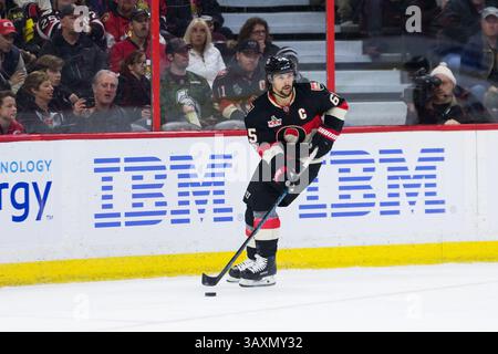 9 février 2017 : le capitaine des sénateurs d’Ottawa Erik Karlsson (65 ans) porte la rondelle lors du match de la LNH entre les Stars de Dallas et les sénateurs d’Ottawa au Centre Canadian Tire à Ottawa, Ontario, Canada. Daniel Lea/CSM(image de crédit : &copy ; Daniel Lea/CSM via ZUMA Wire) Banque D'Images